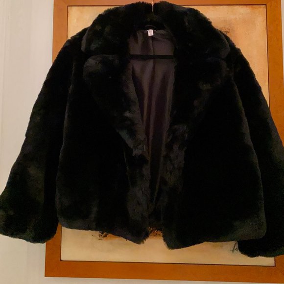 BLACK JACKET FAUX FUR COATS - Picture 3 of 5